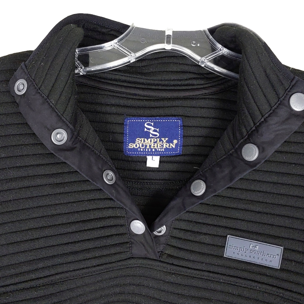 Simply Southern Black Ribbed Snap Neck Pullover - Picture 1 of 7